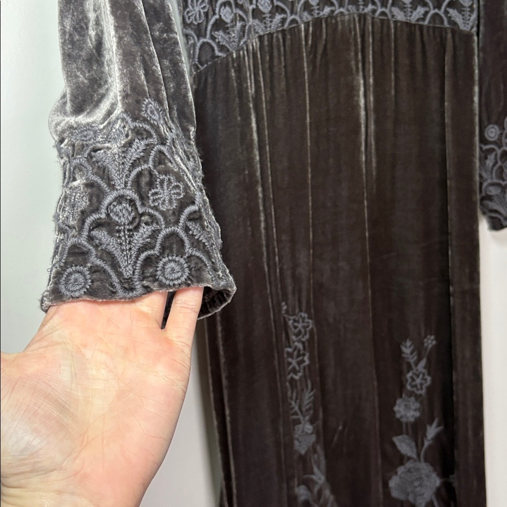 NEW Johnny Was Parina Long Velvet Dress Embroidered Purple Grey Small - Picture 7 of 10